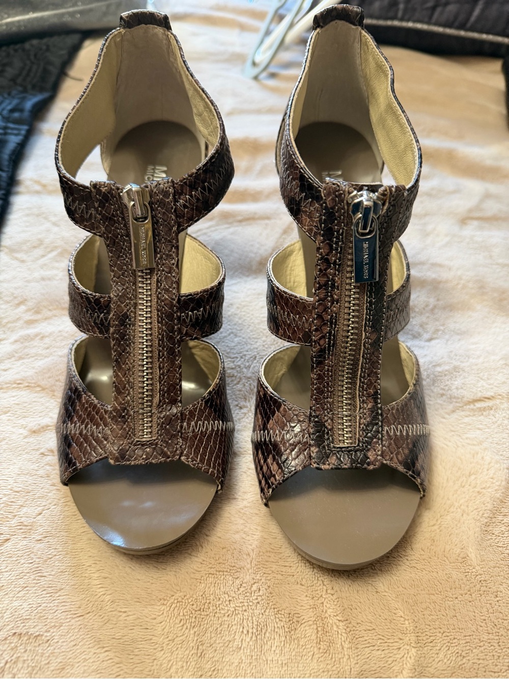 Brand New MICHAEL KORS Snake-Like Shoes Heels with Front Zipper